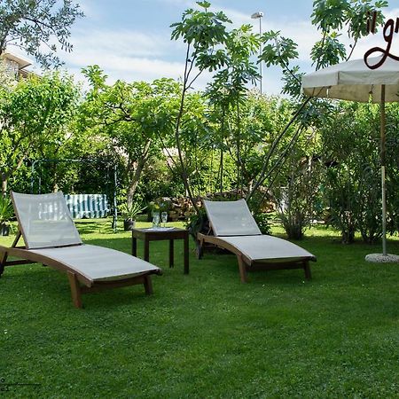 B&B Il Grappolo Foresteria Lombarda 西尔米奥奈 外观 照片