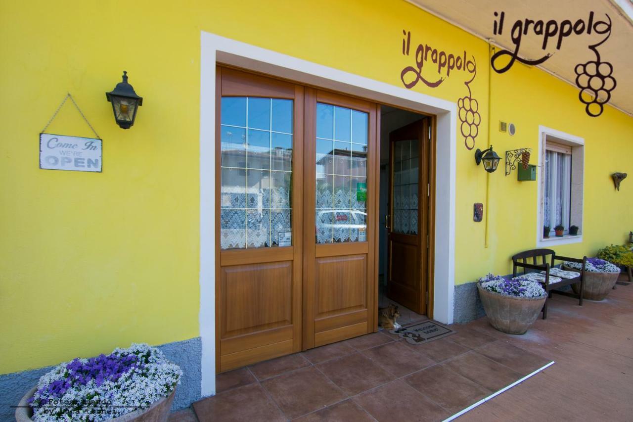B&B Il Grappolo Foresteria Lombarda 西尔米奥奈 外观 照片