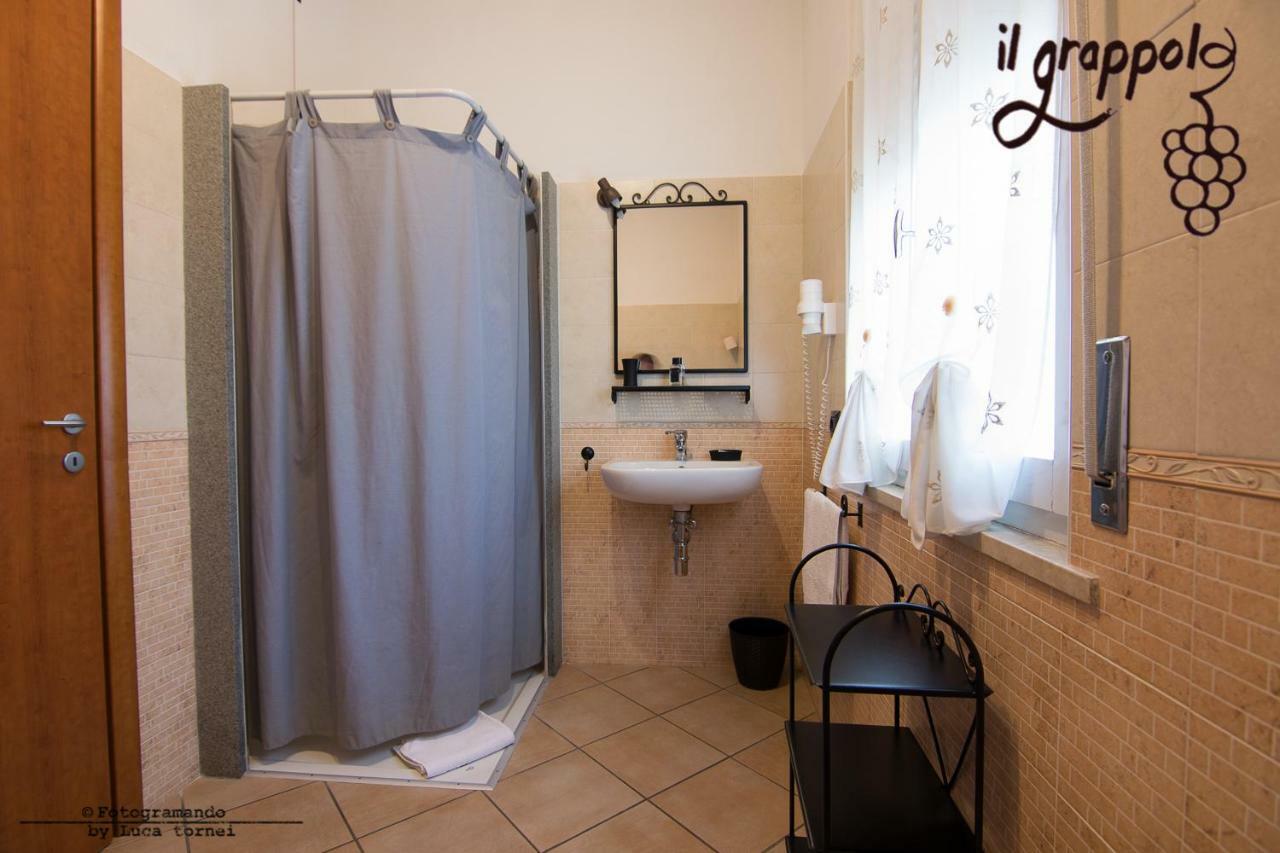 B&B Il Grappolo Foresteria Lombarda 西尔米奥奈 外观 照片